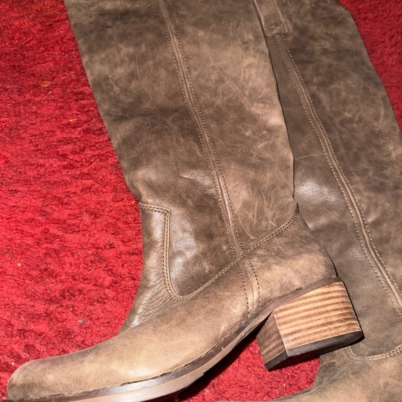 Lucky Brand Tan Knee high Boots - Picture 3 of 4